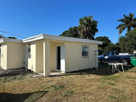 371 Banyan Avenue Pahokee FL 33476