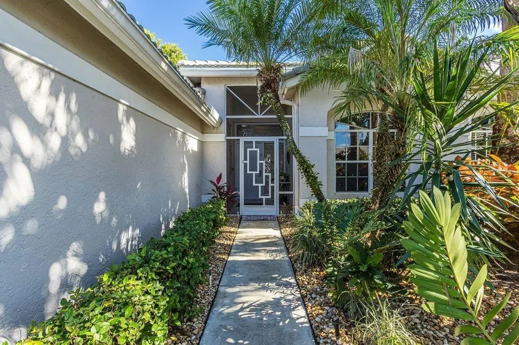 8910 Brittany Lakes Drive Boynton Beach FL 33472