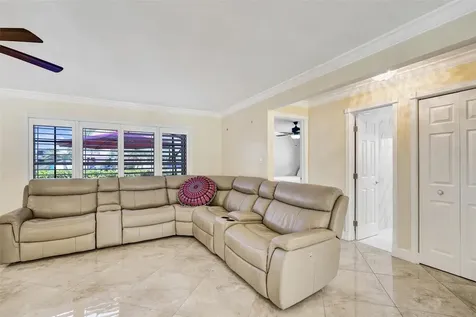 10216 NW 83rd Street Tamarac FL 33321