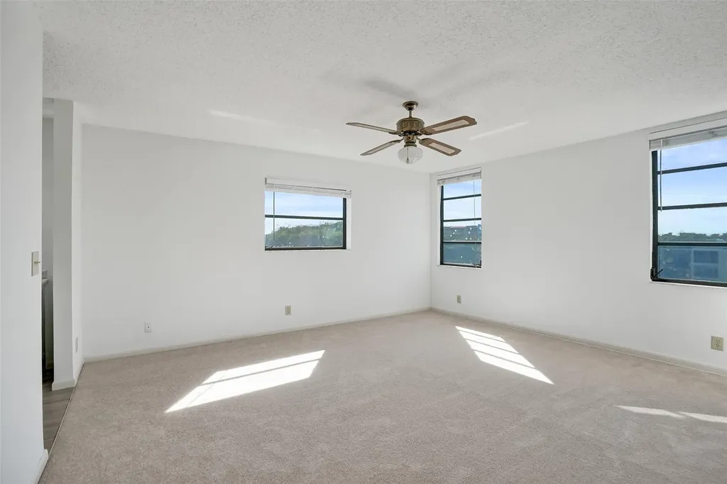 2221 Cypress Island Drive Pompano Beach FL 33069