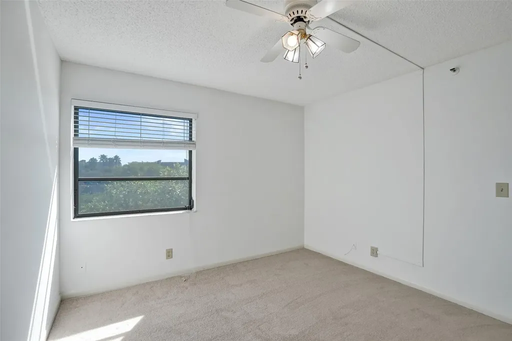 2221 Cypress Island Drive Pompano Beach FL 33069