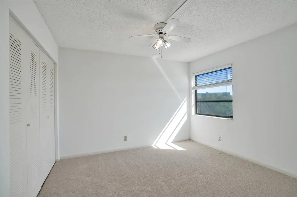 2221 Cypress Island Drive Pompano Beach FL 33069