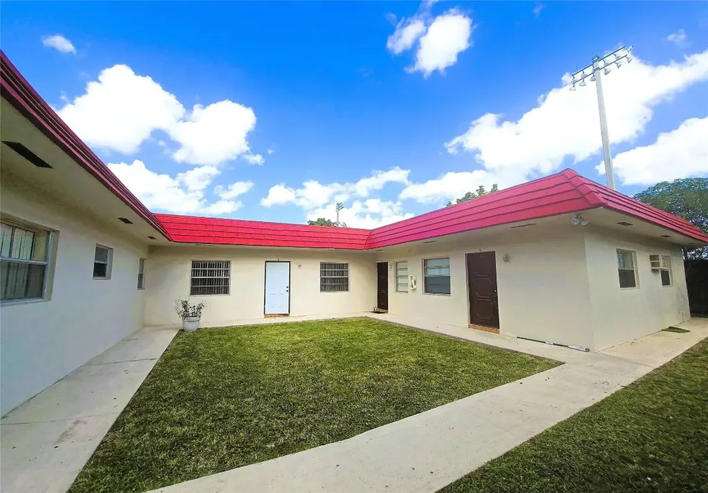 3980 NW 30th Terrace Lauderdale Lakes FL 33309