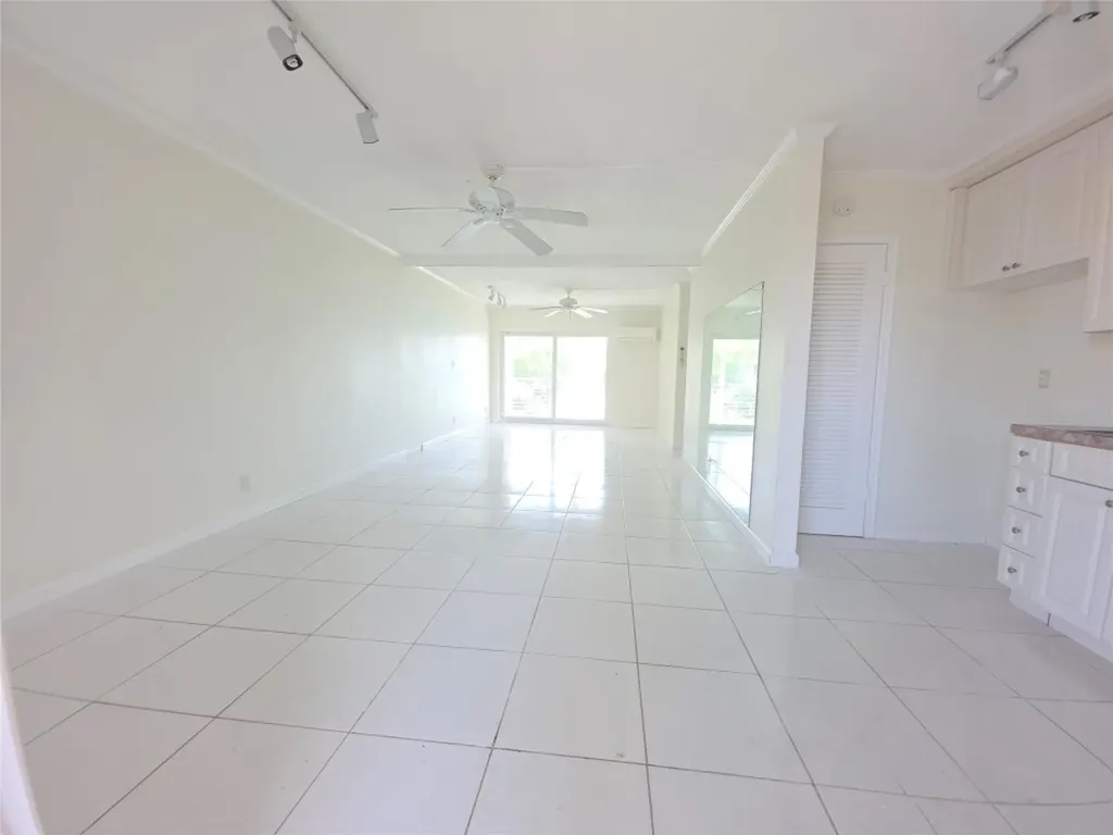 2131 NE 42nd Court Lighthouse Point FL 33064