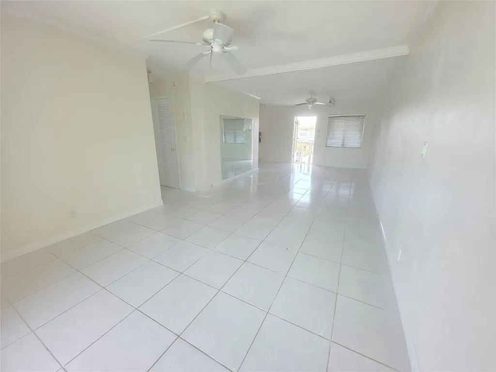 2131 NE 42nd Court Lighthouse Point FL 33064