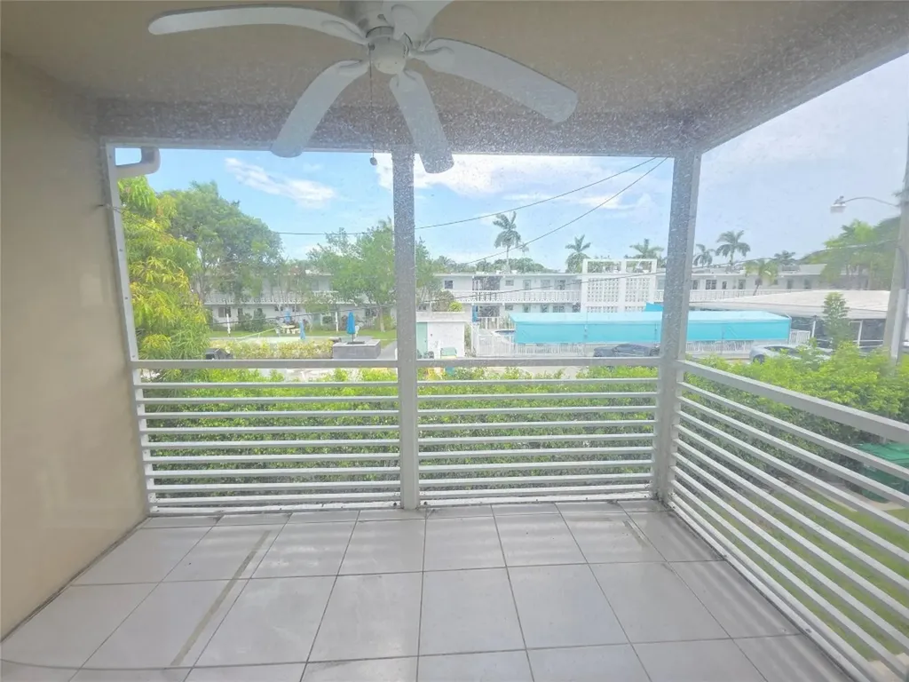 2131 NE 42nd Court Lighthouse Point FL 33064