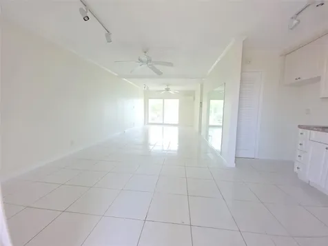 2131 NE 42nd Court Lighthouse Point FL 33064