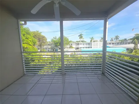 2131 NE 42nd Court Lighthouse Point FL 33064