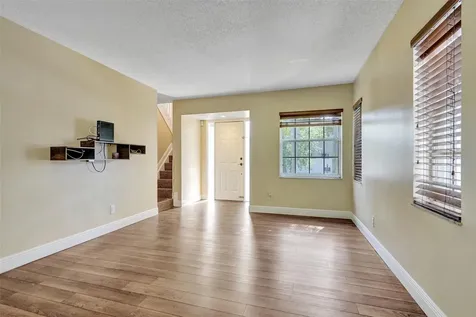 11567 N Open Court Cooper City FL 33026