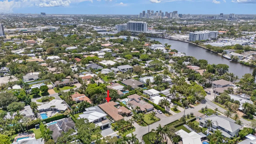 2500 NE 14th Street Fort Lauderdale FL 33304