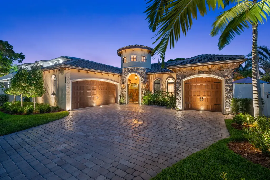 2500 NE 14th Street Fort Lauderdale FL 33304