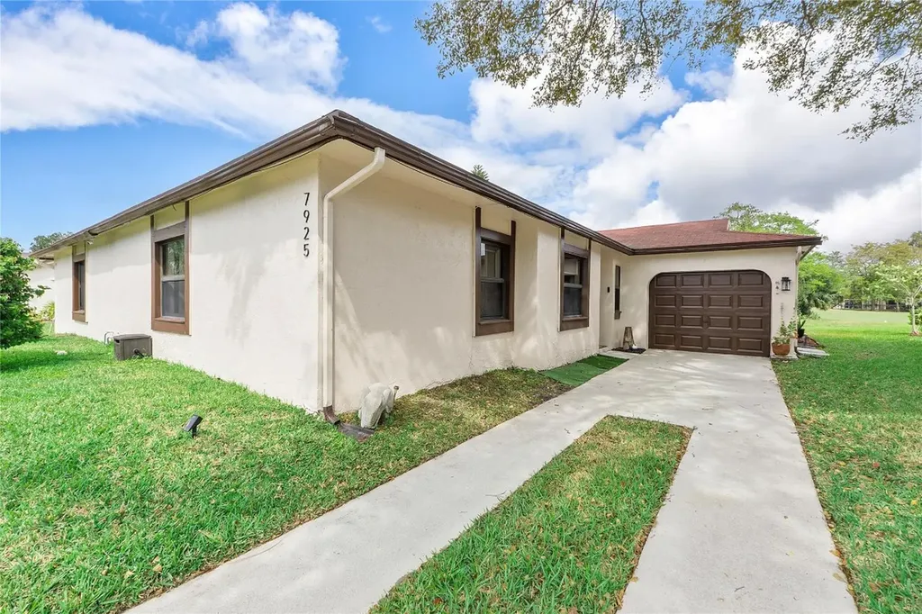 7925 NW 62nd Court Tamarac FL 33321