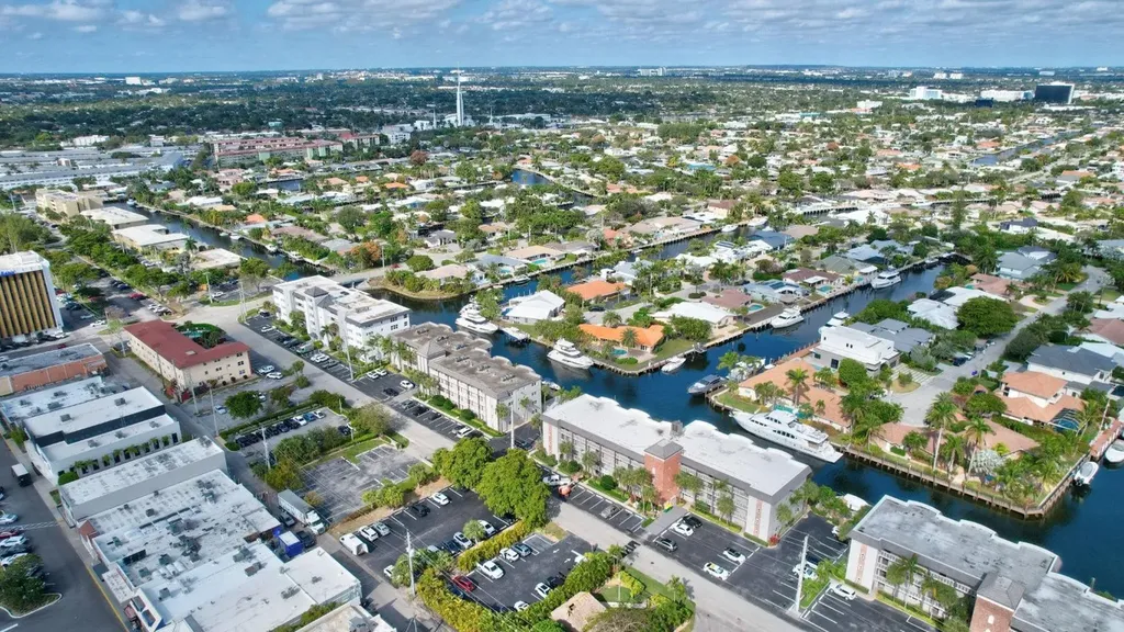 3111 NE 51st Street Fort Lauderdale FL 33308