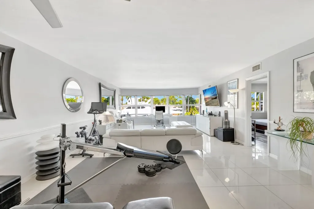 3111 NE 51st Street Fort Lauderdale FL 33308