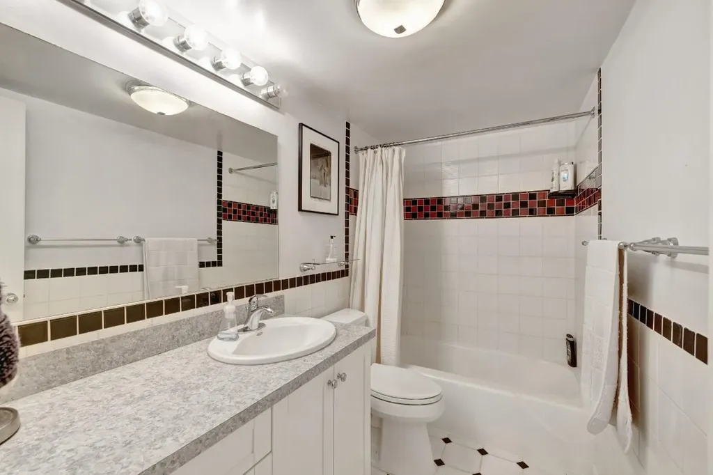 3111 NE 51st Street Fort Lauderdale FL 33308