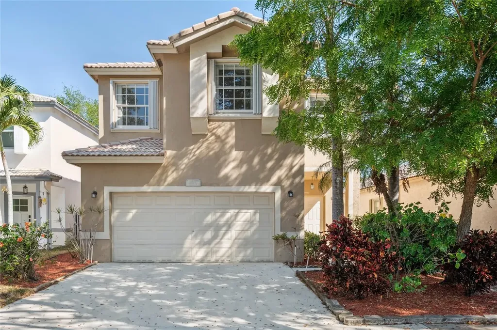 4917 Pelican Manor Coconut Creek FL 33073