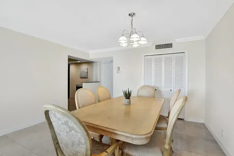 2000 S Ocean Boulevard Lauderdale By The Sea FL 33062