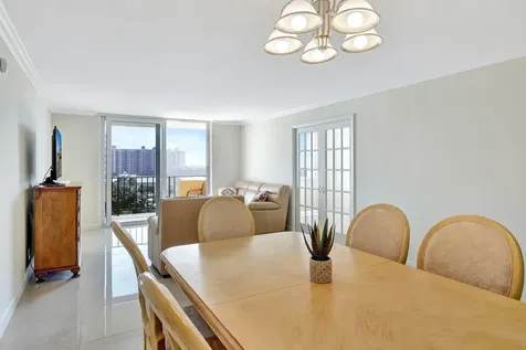 2000 S Ocean Boulevard Lauderdale By The Sea FL 33062