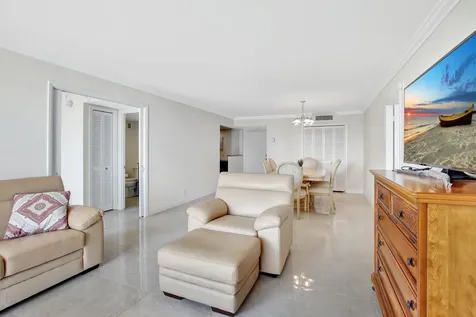 2000 S Ocean Boulevard Lauderdale By The Sea FL 33062