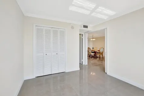 2000 S Ocean Boulevard Lauderdale By The Sea FL 33062