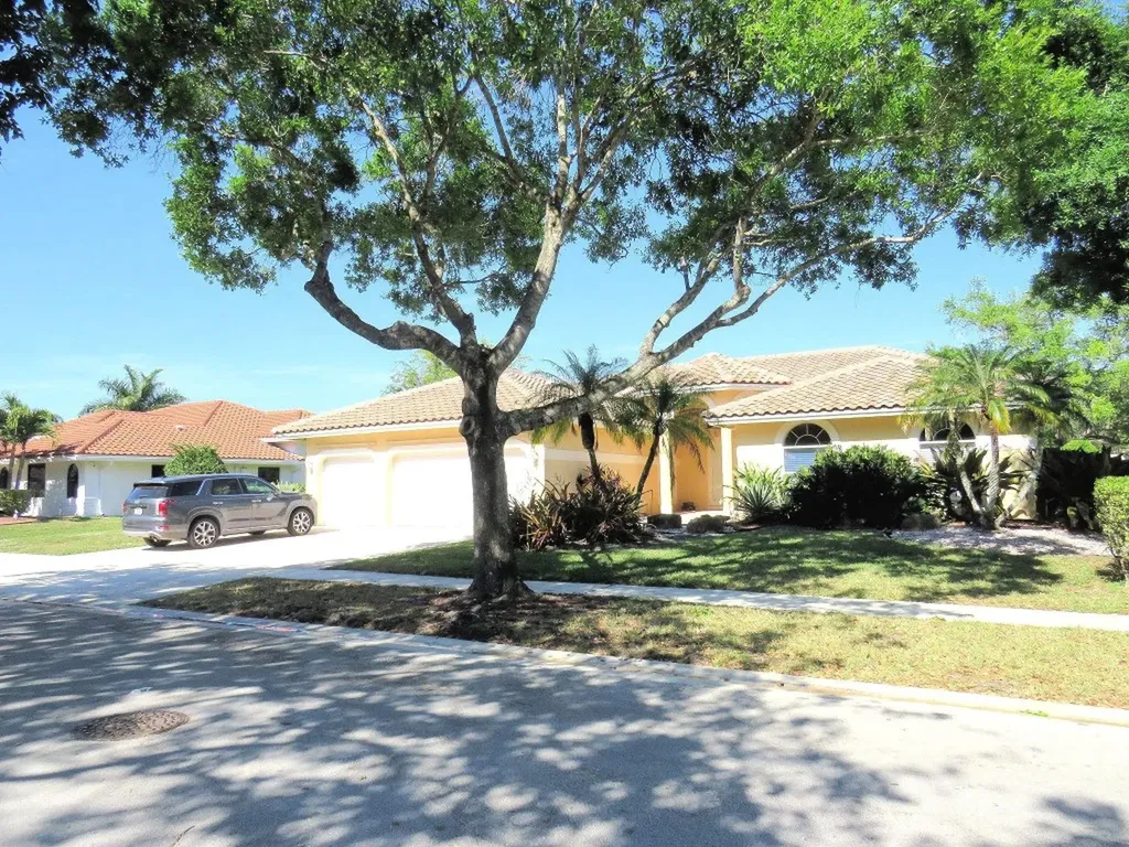 7228 NW 63rd Terrace Parkland FL 33067