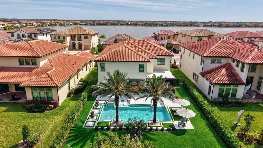 9205 W Parkland Bay Trail Parkland FL 33076