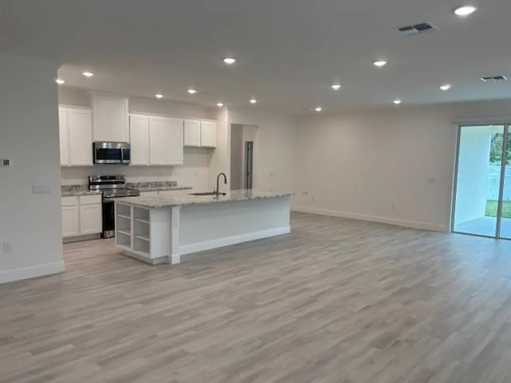 1618 SE Shepard Lane Port St Lucie FL 34983