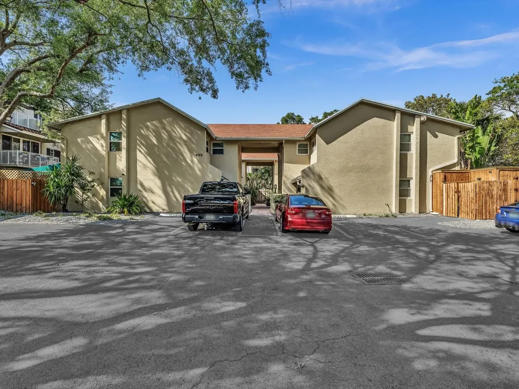 499 SE 13th Street Fort Lauderdale FL 33316