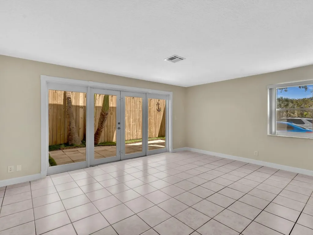 499 SE 13th Street Fort Lauderdale FL 33316
