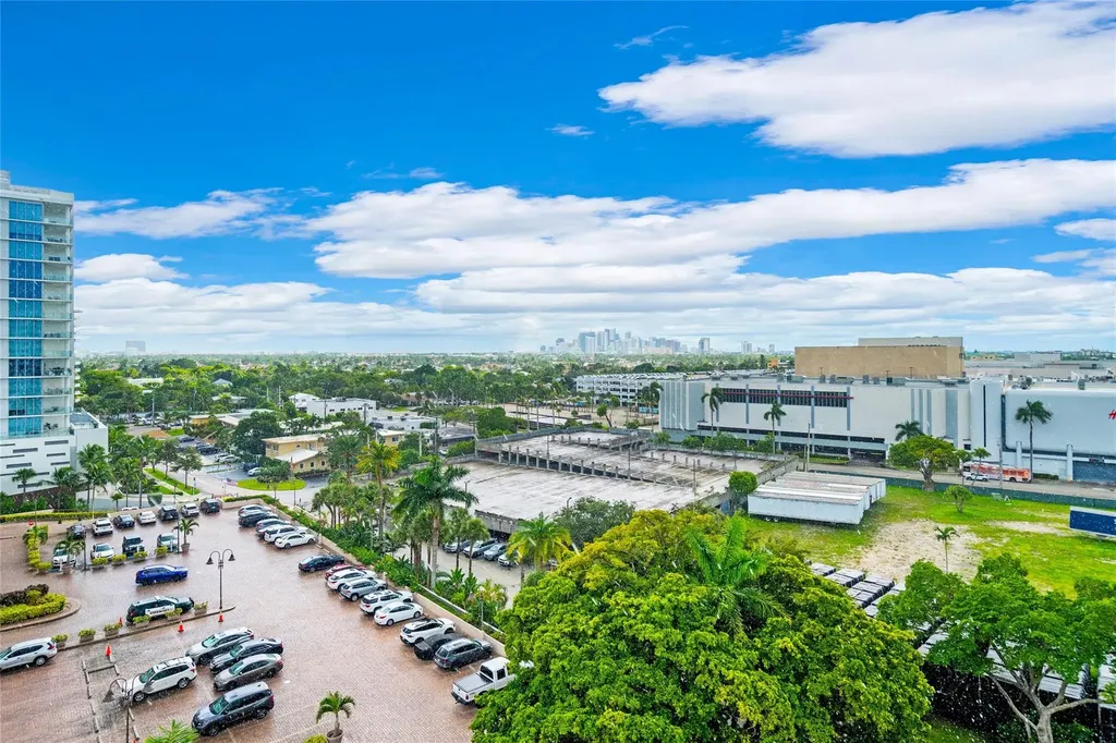 2670 E Sunrise Boulevard Fort Lauderdale FL 33304
