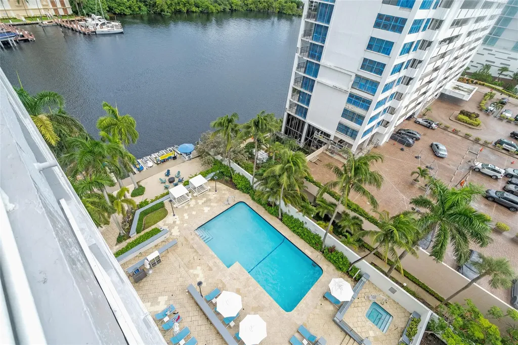 2670 E Sunrise Boulevard Fort Lauderdale FL 33304