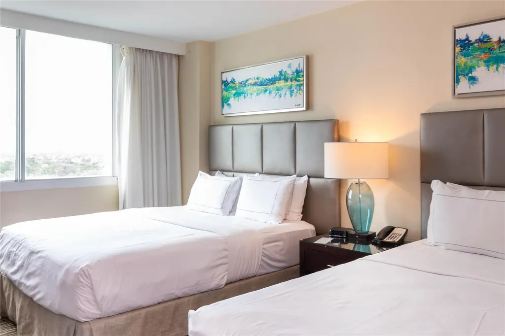 2670 E Sunrise Boulevard Fort Lauderdale FL 33304