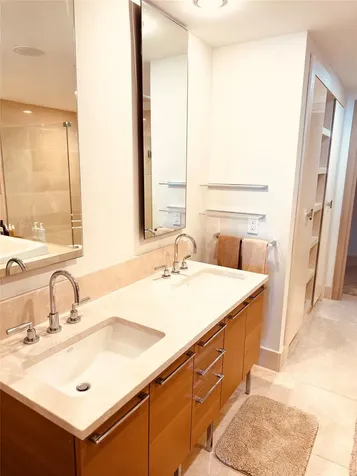 17001 Collins Avenue Sunny Isles Beach FL 33160