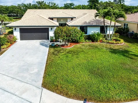 22016 Aqua Court Boca Raton FL 33428