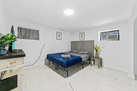 1215 NE 200th Street Miami FL 33179