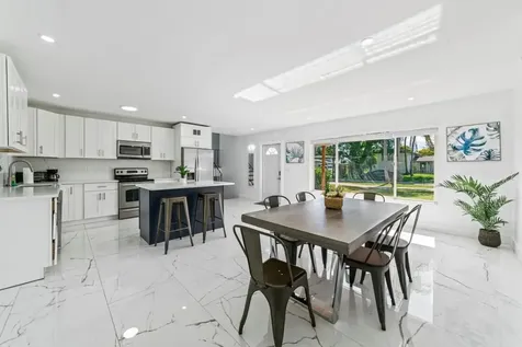 1215 NE 200th Street Miami FL 33179