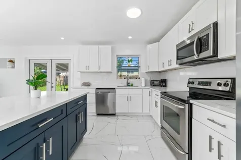 1215 NE 200th Street Miami FL 33179