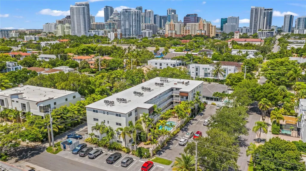 1220 NE 3rd Street Fort Lauderdale FL 33301
