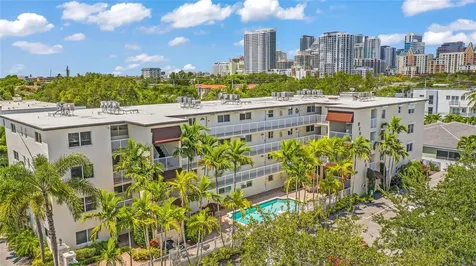 1220 NE 3rd Street Fort Lauderdale FL 33301