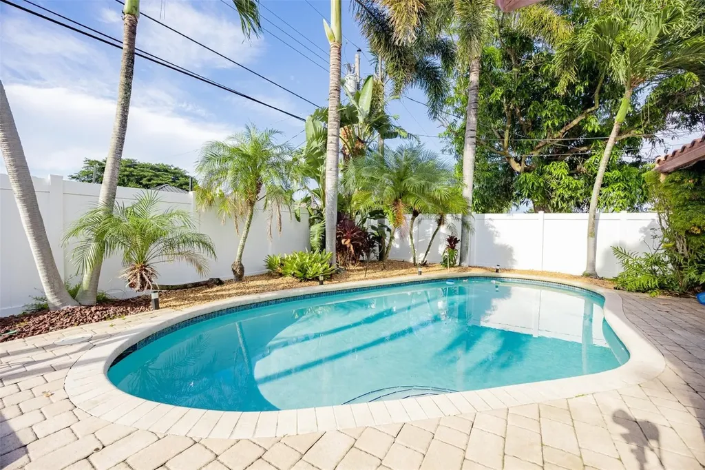 201 SE 8th Street Pompano Beach FL 33060