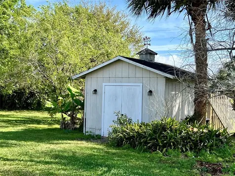 352 SW 85th Avenue Okeechobee FL 34974