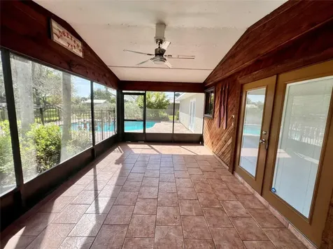352 SW 85th Avenue Okeechobee FL 34974