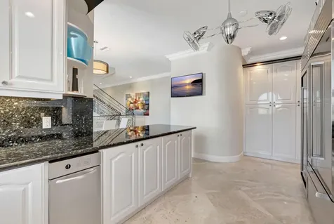 1770 Bay Drive Pompano Beach FL 33062