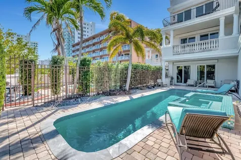 1770 Bay Drive Pompano Beach FL 33062