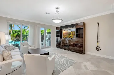 1770 Bay Drive Pompano Beach FL 33062