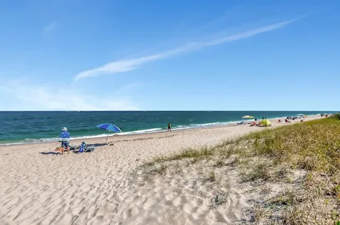 1770 Bay Drive Pompano Beach FL 33062