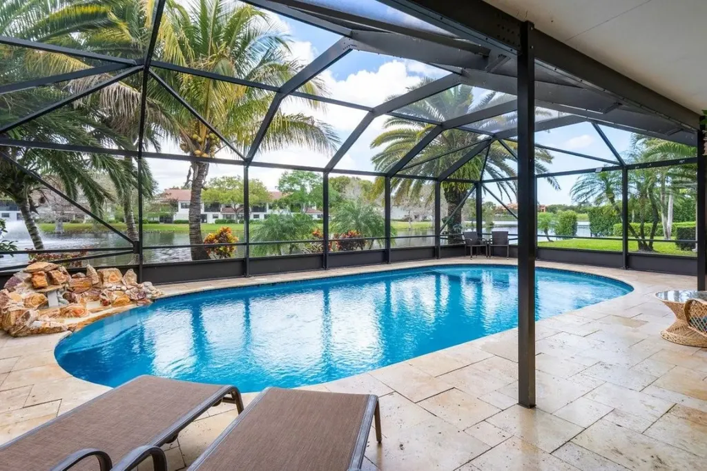 5 Aspen Court Boynton Beach FL 33436