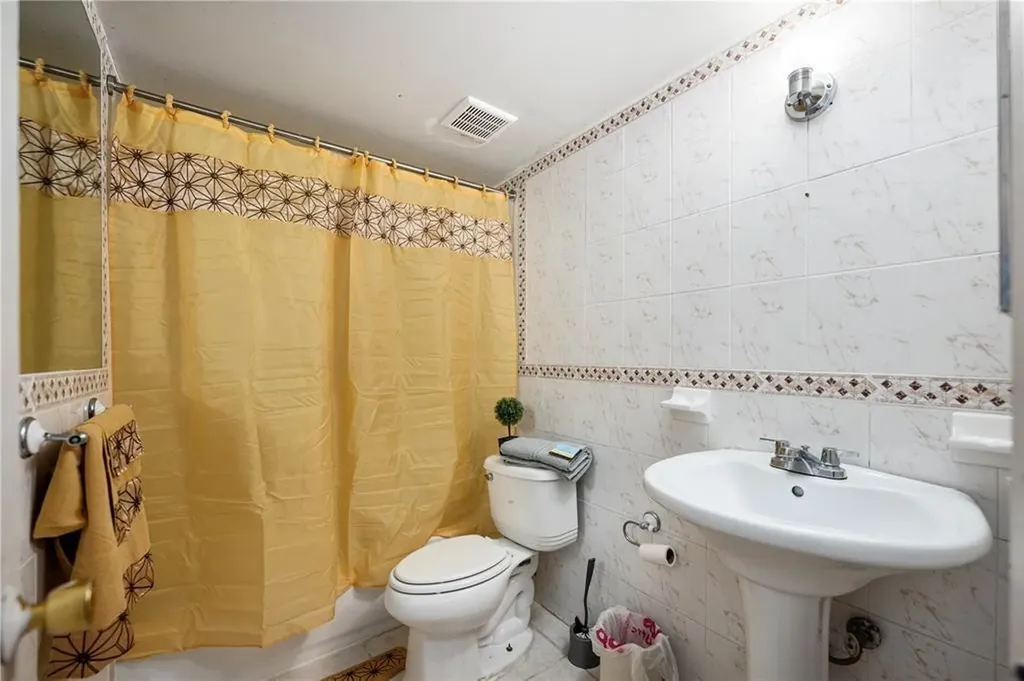 1110 S 29th Avenue Hollywood FL 33020