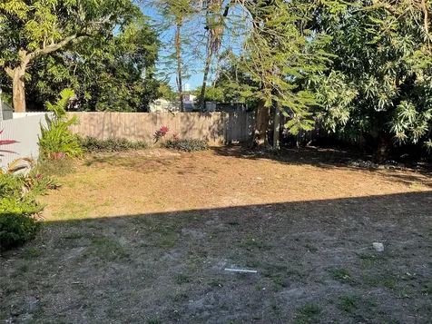 3221 NW 11th Court Miami FL 33127