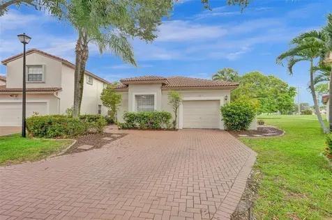6211 NW 38th Drive Coral Springs FL 33067